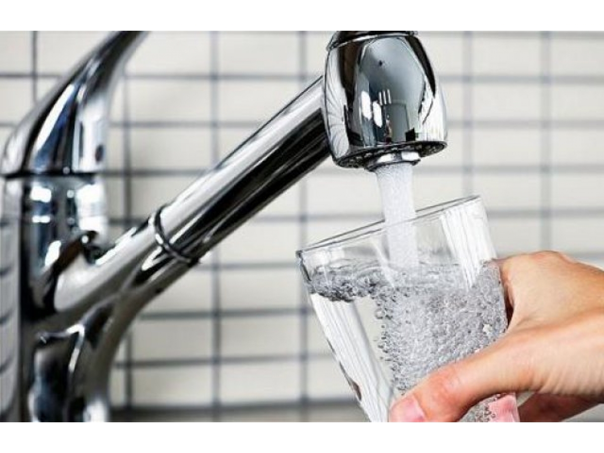 От чешмяната вода се приемат от 15 до 20% от препоръчителната дневна доза калций